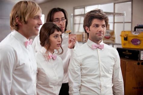 Why Lizzy Caplan Isnt In ‘party Down Season 3