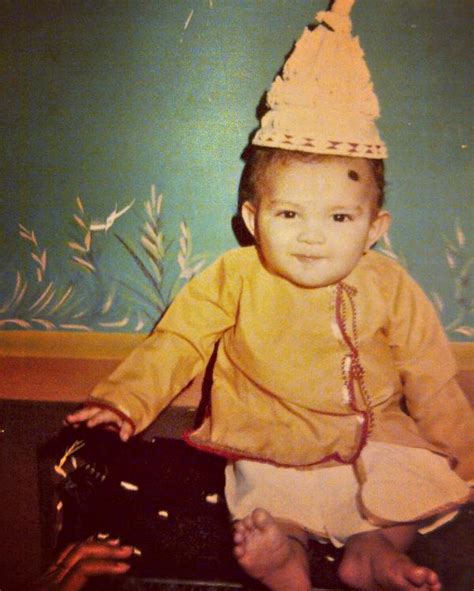 He is the son of popular singer udit narayan. Aditya Narayan Age, Girlfriend, Wife, Family, Biography ...