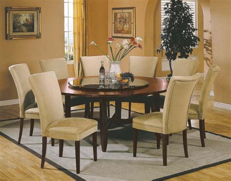 Using a triangle configuration on a square table. 25 Elegant Dining Table Centerpiece Ideas