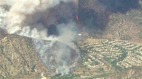 Ranch 2 Fire Spreads To 3000 Acres After Sparking Near Homes In Azusa