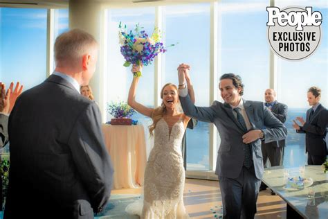 Fox News Kat Timpf Marries Cameron Friscia Its The Best Feeling In