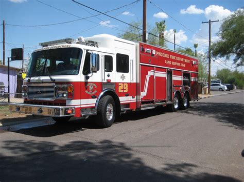 Pfd Heavy Rescue Squad 29 Phoenix Fire Department On A Hou Flickr
