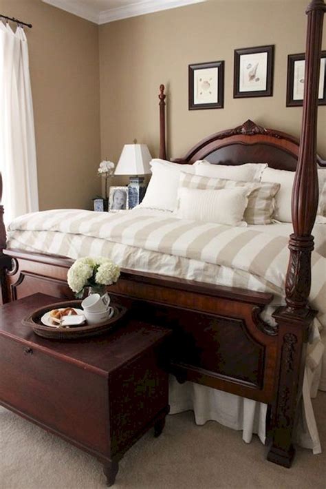 33 Inspiring Traditional Bedroom Decor Ideas Magzhouse