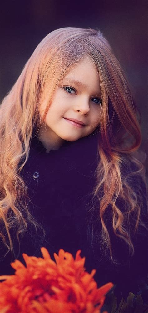 1080x2280 Cute Little Girl With Flowers One Plus 6huawei P20honor