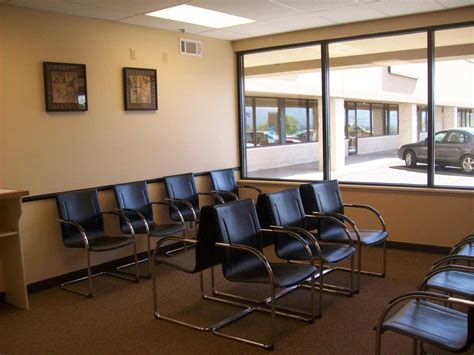 Our handpicked waiting room chair collections offer generous foam padding, quality upholsteries, and plenty of personal space. Orthodontic Office Design Medical Layout