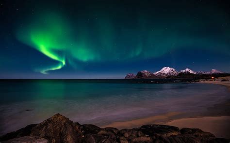 Hd Wallpaper Aurora Borealis Northern Lights Green Stars Night Beach