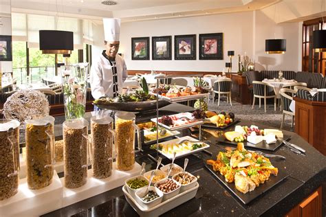 Its breakfast buffet spoils you with a stunning scenery overlooking the makati skyline. Maritim's signature breakfast buffet | Maritim Hotels