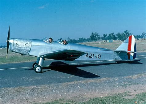 De Havilland Airplanes