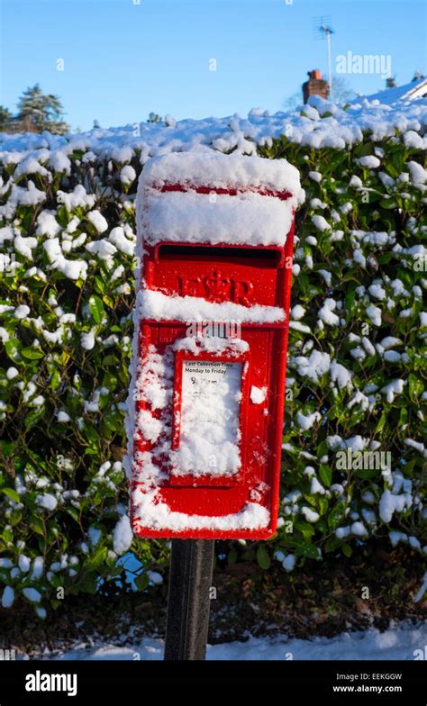 Snow Covered Post Box Hi Res Stock Photography And Images Alamy