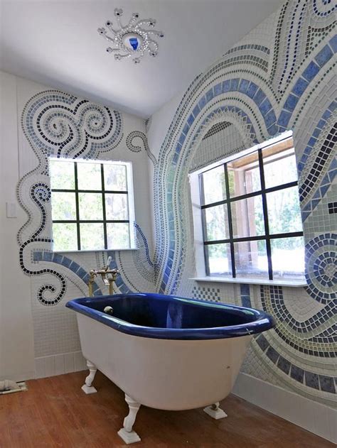 Our guide to choosing if you need to know how to choose bathroom tiles for a brand new bathroom design, or to revamp an existing room then you have come to the right place. 36 blue and white bathroom tile ideas and pictures 2020