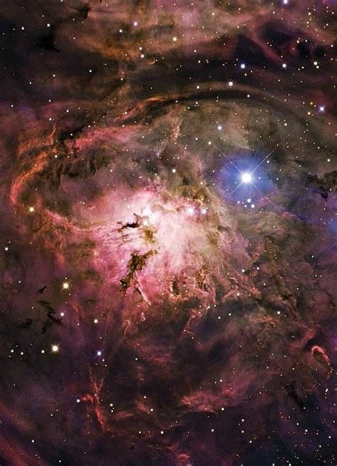 M 8 Nebulosa da Lagoa constelação de Sagitário Cred ESO Space