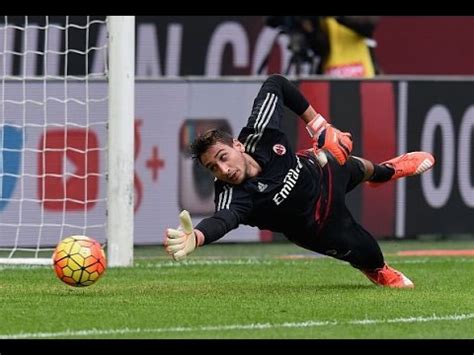 Ac milan italia goalkeeper #99. Gianluigi Donnarumma Wonderkid Goalkeeper ( Best Saves ...