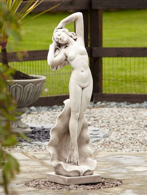 Nude Statue Nude1