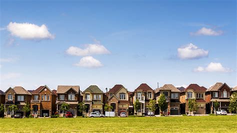 Canadas Housing Boom May Soon Go Bust Along With Economy