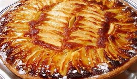 Tarte aux pommes, crème d'amande et caramel - Recettes Faciles
