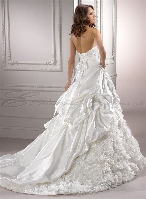 Online exclusive wedding dress shop with sizes ranging from 10 to 30, torrid caters to brides of every size and shape. Wedding Dresses Online Shop - Taffeta Ball Gown Strapless ...