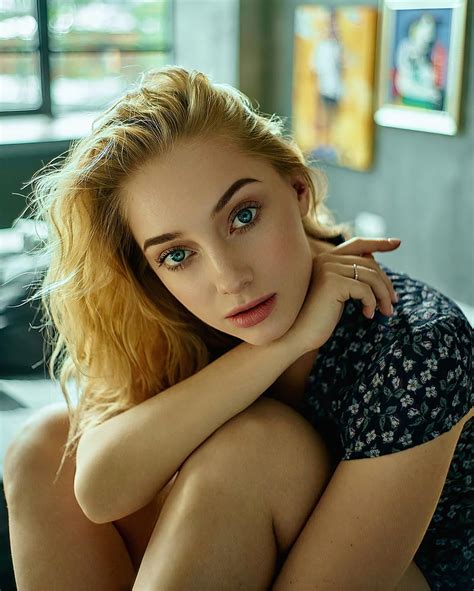 Anna Dyuzhina Waterside Long Hairs Blonde Beautiful Face Hd Wallpaper Peakpx