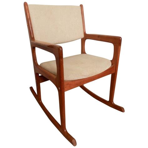 Cue in the relaxation for your home, nursery, or living room space with kardiel contemporary rocking chairs. Vintage Mid-Century Modern Rocking Chair By Benny Linden ...