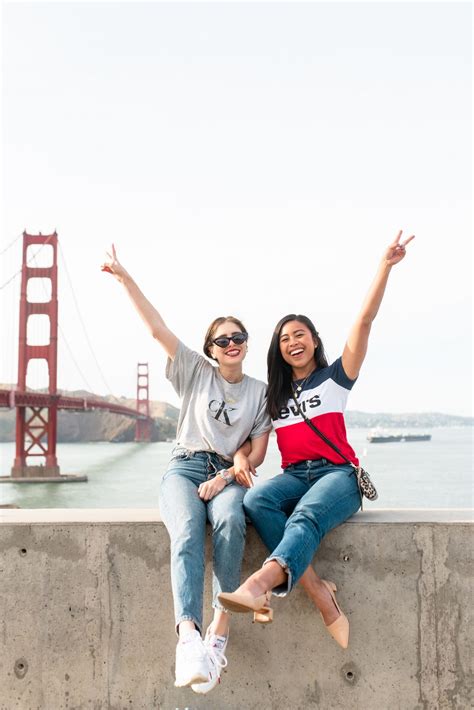 How To Pose With Friends 10 Ideas You And Your Bffs Can Try