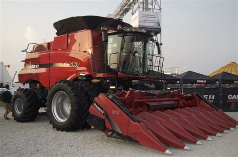 Case Ih Introduces Redesigned Axial Flow 140 Series Combines