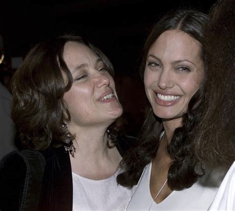 What Angelina Jolies Double Mastectomy Means To Breast Cancer
