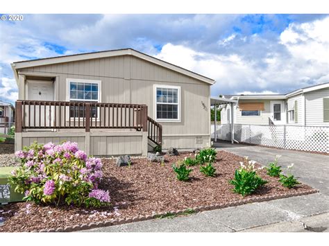 United real estate properties brings you the best of the eugene real estate market. 1699 N TERRY ST SPACE 192, Eugene, OR 97402 US Eugene Home ...
