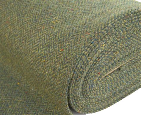 Heavy Tweed Fabric In Rich Green Herringbone 518a