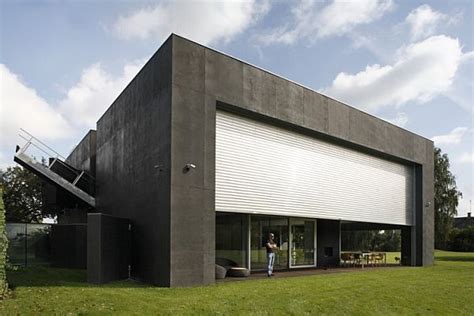 A Modern Home In Poland The Safe House