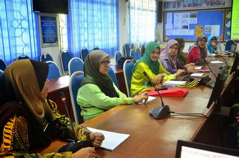 Between january and march, you can expect average temperatures of 33°c during the day and 22°c at night. Delegasi Penandaarasan dari MRSM Kuala Kubu Bharu