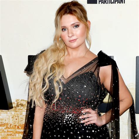 All Grown Up Abigail Breslin Doesnt Want To Be ‘pigeonholed By