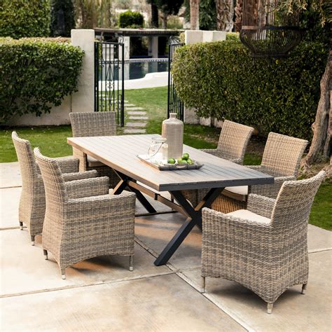 Decorate Your Garden Or Outdoor With The Help Of Wicker Patio Set