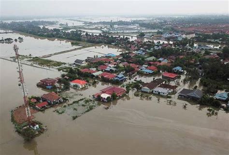 Bagaimanapun, ketua pengarah metmalaysia, jailan simon, berkata hujan taburan hujan. Taburan hujan ekstrem punca banjir di Pulau Pinang - Wan ...