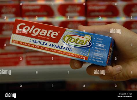 Colgate Total Toothpaste Hi Res Stock Photography And Images Alamy