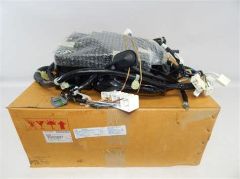 New Oem Isuzu D Max Ja T Engine Wiring Harness Cable