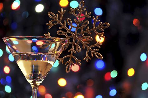 10 Festive Martinis For Christmas Parties