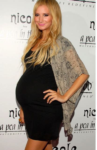 Ashley Tisdale Pregnant Explore Saolina14 S Photos On Flic Flickr Photo Sharing