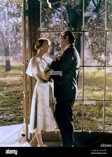 Julie Andrews And Christopher Plummer Film The Sound Of Music Usa 1965 Characters Maria