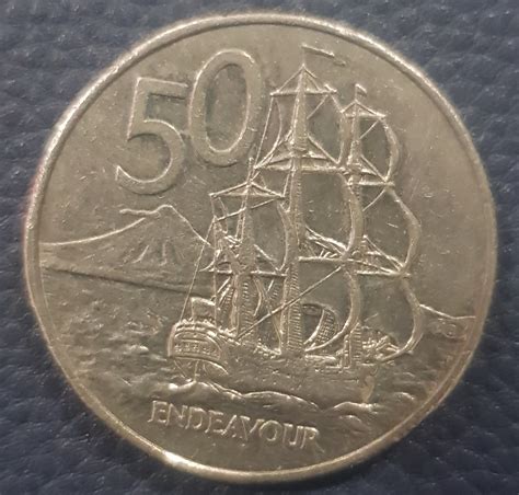 50 Cents 1986 Constitutional Monarchy 1961 1989 New Zealand Coin