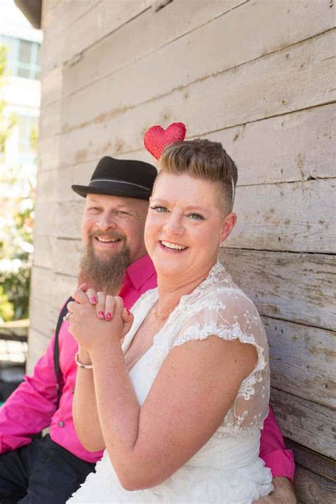 Pink To Make The Boys Wink An Eclectic Las Vegas Elopement 22