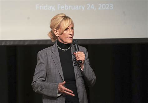 In East Palestine Erin Brockovich Gives Reeling Residents Advice And