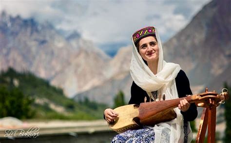 Wakhi Culture Gojjal Pakistan Hunza Valley Valley Girls Gilgit