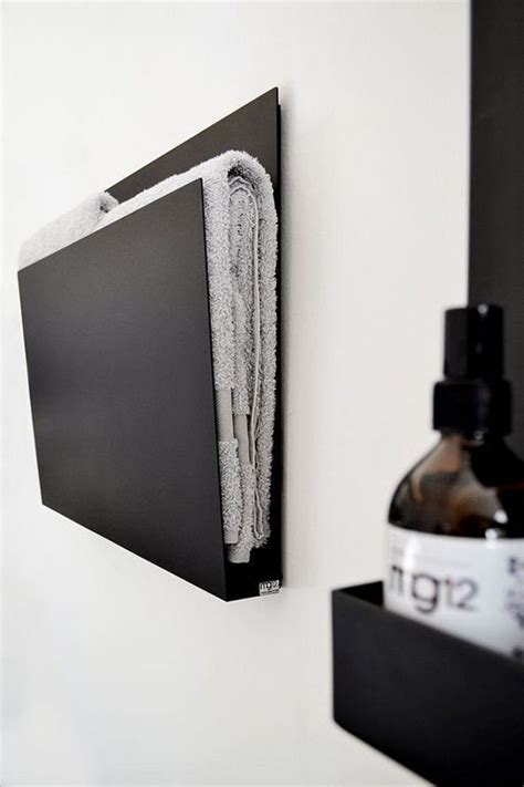 What towels should you use for hot towel treatments? 20+ DIY Towel Warmer Storage Ideas in Bathroom | Comptoir salle de bain, Tv monté sur le mur ...