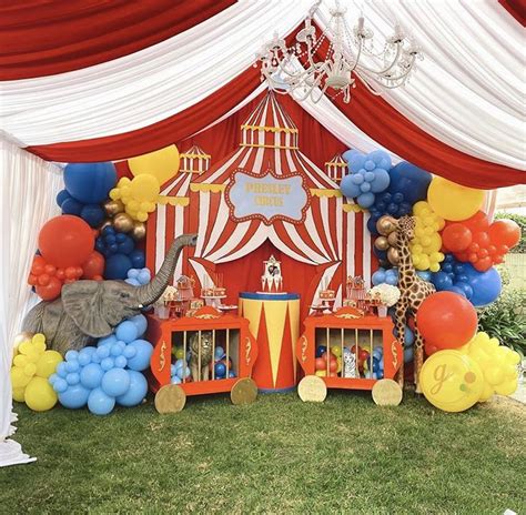 Pin By N Dafne Bahena On Party Carnival Birthday Party Theme Dumbo Birthday Party Circus