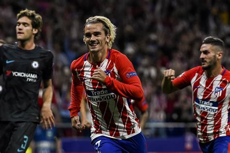 Champion du monde ⭐️⭐️ et parrain de l'association @unriencesttout. FC Barcelona transfer rumour update - Griezmann and Mascherano