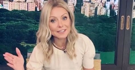 Kelly Ripa Addresses Covid In Cigarette Pants On Nyc Streets