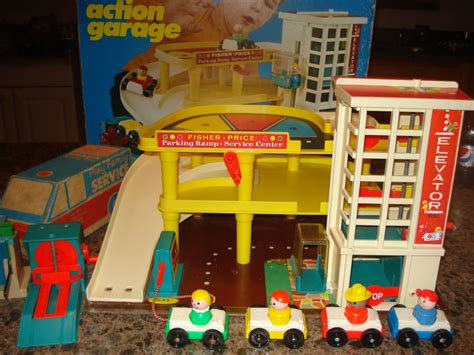 Fisher Price Vintage 930 Parking Garage Complete With Brand New Lithos