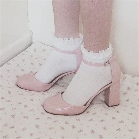 Grunge aesthetic clothing , egirl fashion , egirl outfits & soft aesthetic with free worldwide shipping all orders! soft pink aesthetic on Tumblr