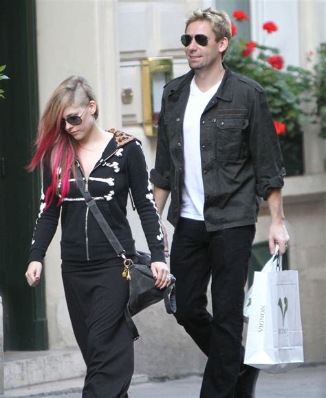Avril Lavigne And Chad Kroeger The Duo Tied The Knot On July 1 2013 In France Lavigne Wore A