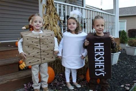 26 fun halloween costumes for siblings to wear together sibling halloween costumes sibling