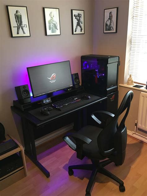 Gaming desks bring out all the things you wish you had when you were a kid, and mmorpgs were your jam. Best 25+ Pc gaming setup ideas on Pinterest | Gaming setup ...